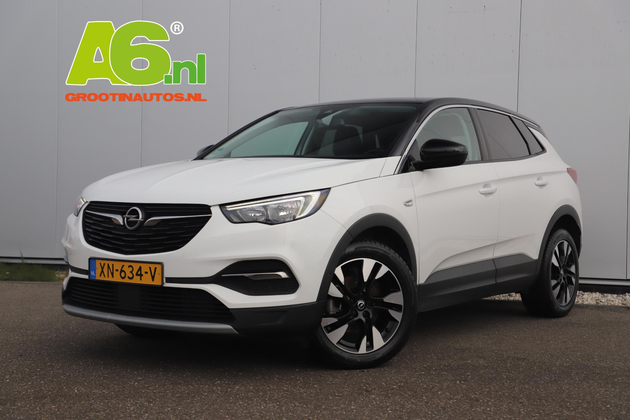 Opel Grandland X 1.2 Turbo Business Executive